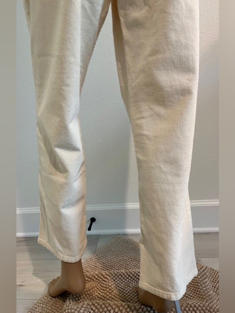 DL1961 Patti Straight Leg Corduroy High Rise Vintage Style Ankle Size 32 NWT - Picture 8 of 16